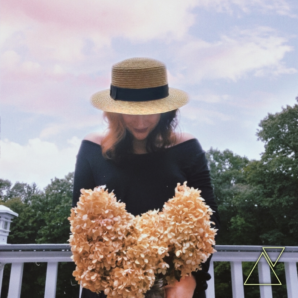 100% Straw Hat (vintage)